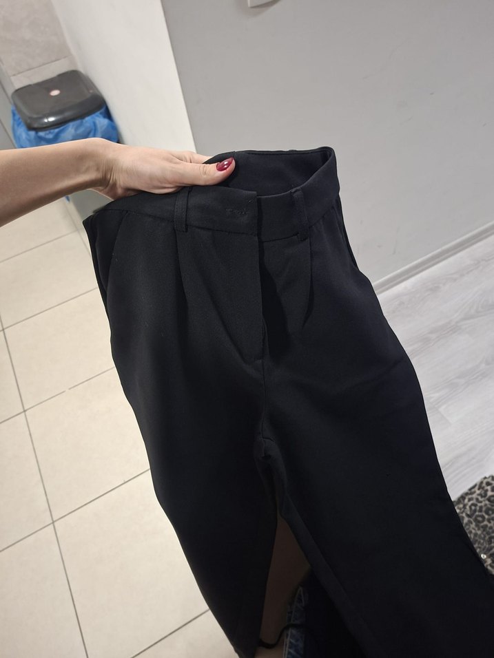 Siyah Kadın Midi Kumaş Pantolon - Görsel 4