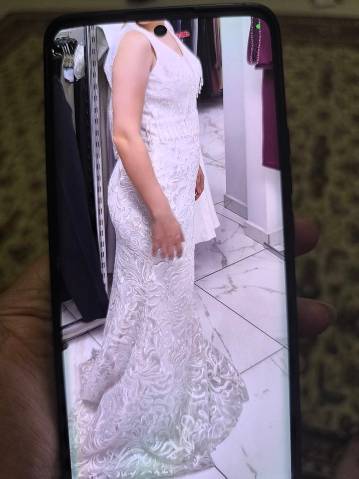 Beyaz V Yaka Denizkızı Gelinlik - Görsel 2