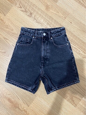Zara bermuda