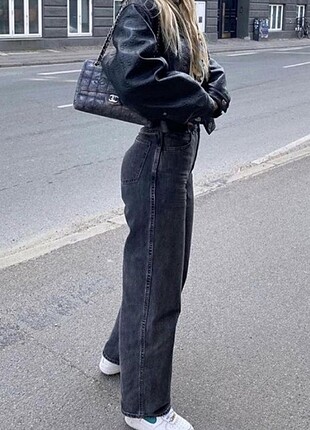 Wide Leg Jean