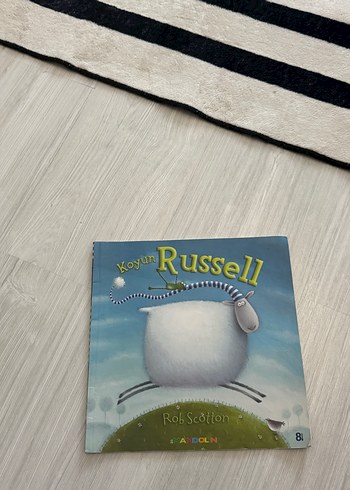 Russell Koyun Hikaye Kitabı