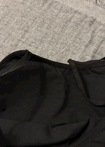 l Beden gri Renk Calvin Klein Siyah Spor Sütyeni