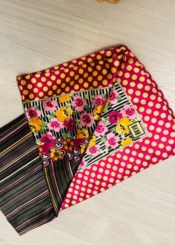 Accessorize Renkli Bohem Kadın Fular yada eşarp olarak kullanılır