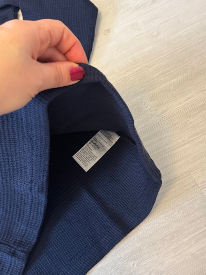 Calvin Klein erkek üst - Görsel 3