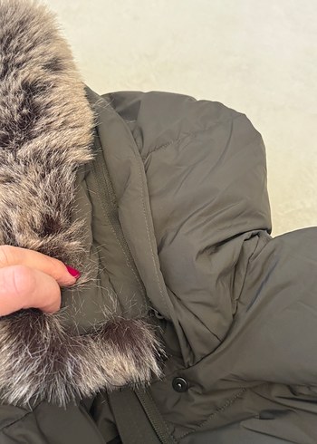 Kürklü Kapüşonlu Uzun Kadın Kışlık Mont - Görsel 7