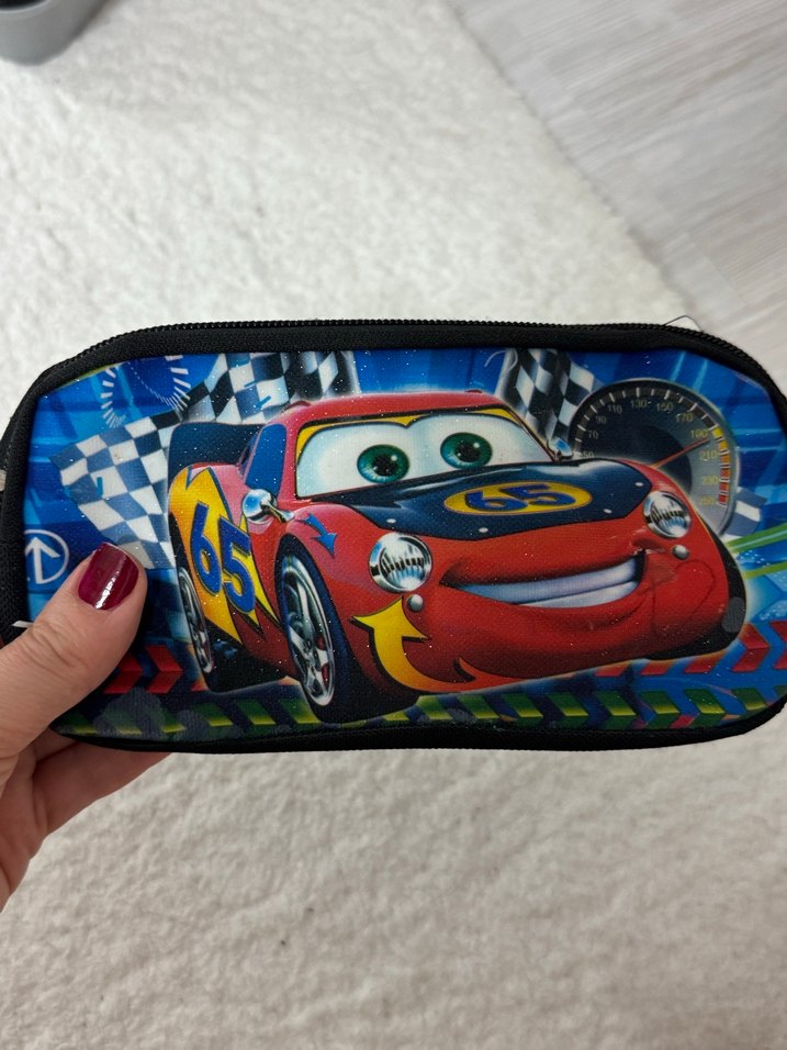 Çocuklar için Çok Renkli Okul Kalemliği - Görsel 2