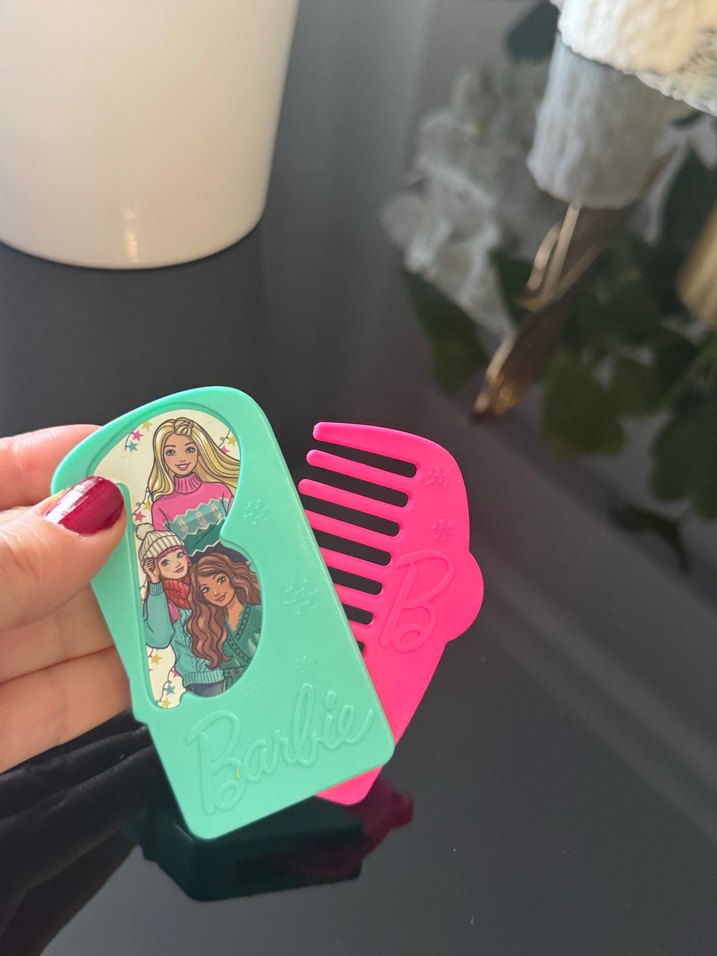 Renkli Barbie Desenli tarak - Görsel 2