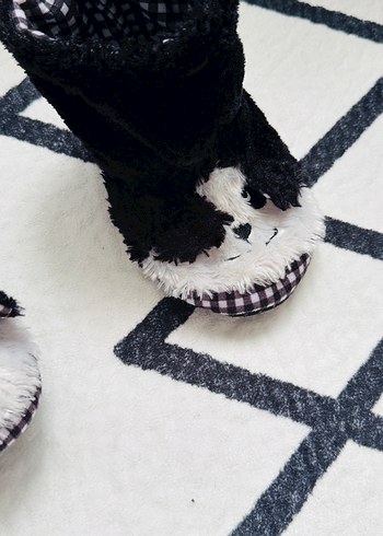 Kürklü Kaydırmaz Ev Terliği - Görsel 2