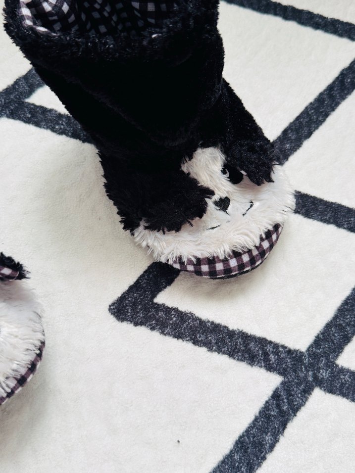 Kürklü Kaydırmaz Ev Terliği - Görsel 2