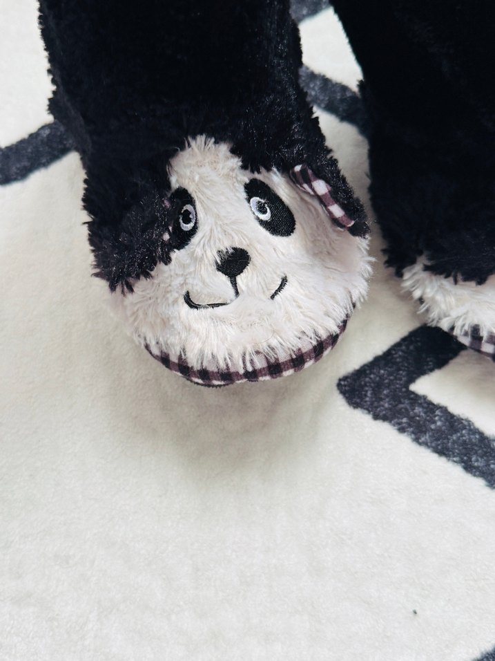 Kürklü Kaydırmaz Ev Terliği - Görsel 4