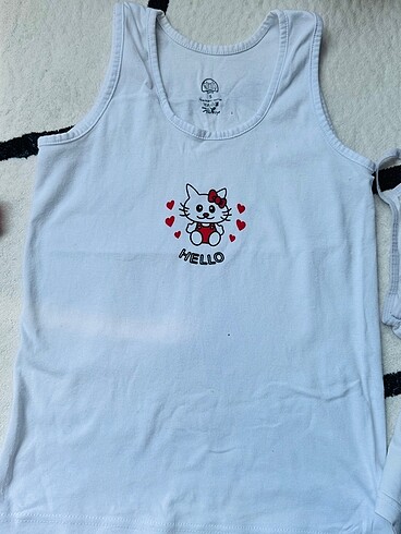 İki adet atlet bir tanesi hello cityli - Görsel 2