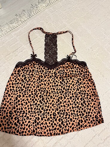 Leopar saten