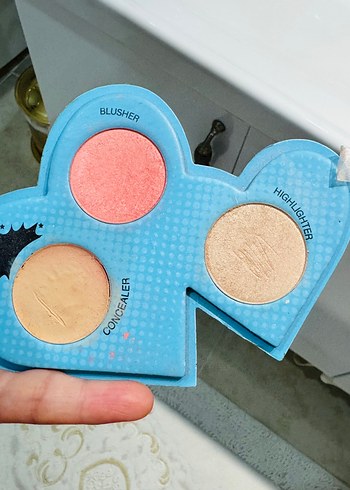 Renkli Allık ve Aydınlatıcı Seti - Görsel 2