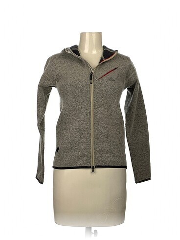 Adidas Spor Dış Giyim %70 İndirimli.