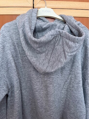 m Beden Pull and bear sweatshirt