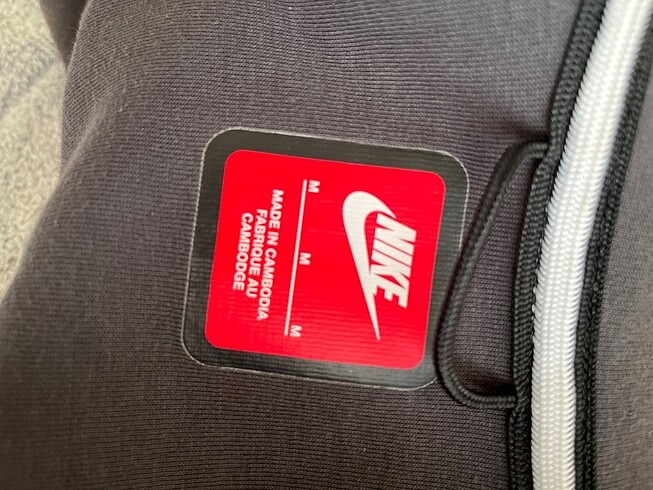 m Beden siyah Renk Nike Tech fleece 2024 Orjinal