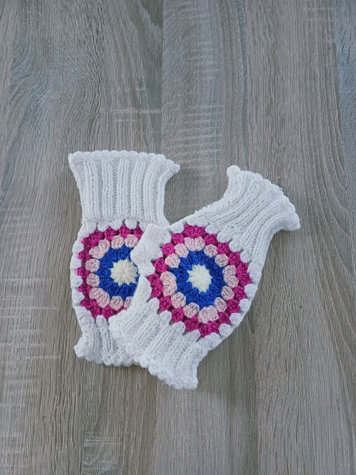 beyaz motifli Örgü Bohem Kadın Eldiveni - Görsel 2