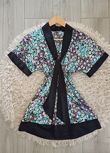 Kimono model saten bluz 38 M beden