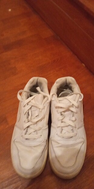38 Beden beyaz Renk Nike orjinal 
