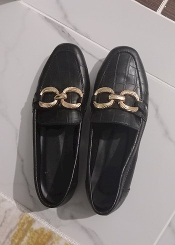 36 Beden altın Renk Altın Tokalı Siyah Deri Kadın Loafer