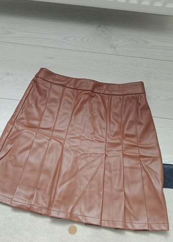 Kahverengi Parlak Deri Pilili Mini Etek