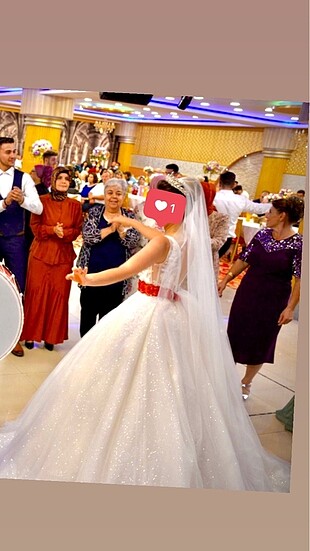 m Beden Annabella'dan alınma özel dikim gelinlik...