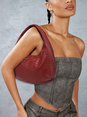 BOTTEGA MODEL BORDO KOL ÇANTASI