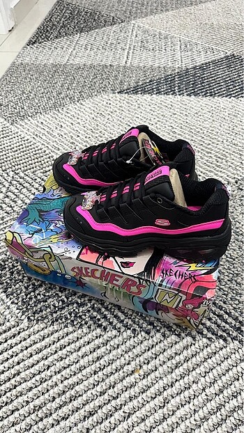 Skechers Skechers orjinal sıfır etiketli kutulu ayakkabj