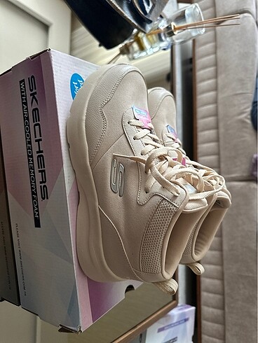 Skechers orjinal sıfır ayakkabı