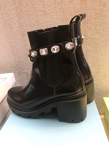 36 Beden Gucci bot