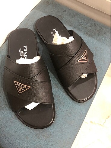 Prada terlik