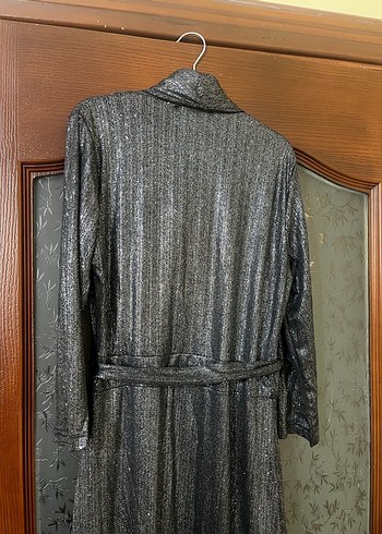 Gri Simli Belden Bağlamalı Elbise - Görsel 3