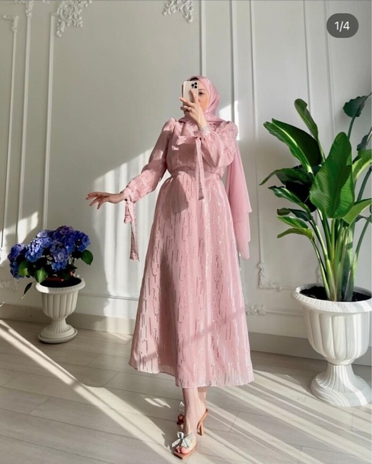Pembe Uzun Kollu Şifon Abiye Elbise - Görsel 3