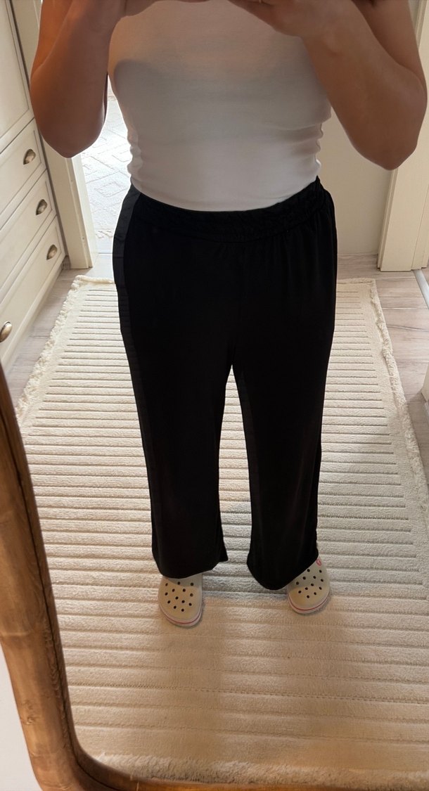 Siyah Salaş Kadın Kumaş Pantolon - Görsel 2