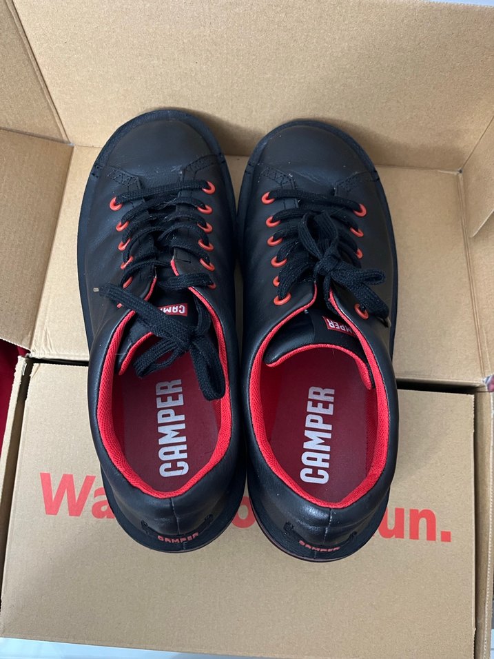 Camper Kırmızı Detaylı Siyah Erkek Spor Ayakkabı - Görsel 4