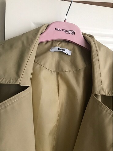 42 Beden camel Renk Zara Trenç