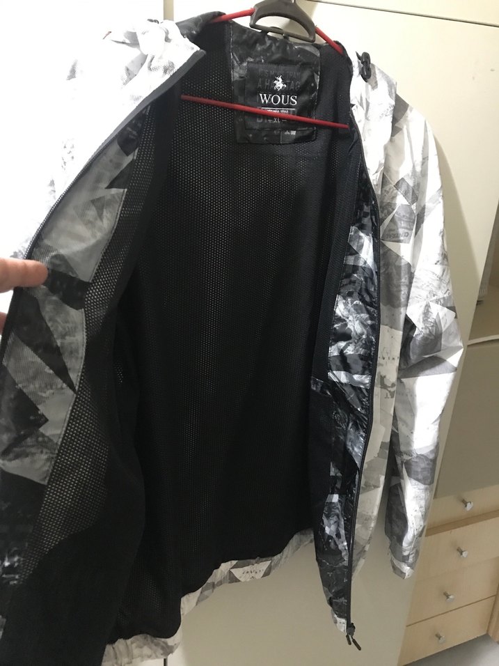 Gri Baskılı Kapüşonlu Kadın Ceket - Görsel 3