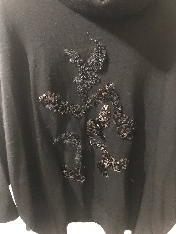 Siyah Boğazlı Nakışlı Kadın Kazak - Görsel 3