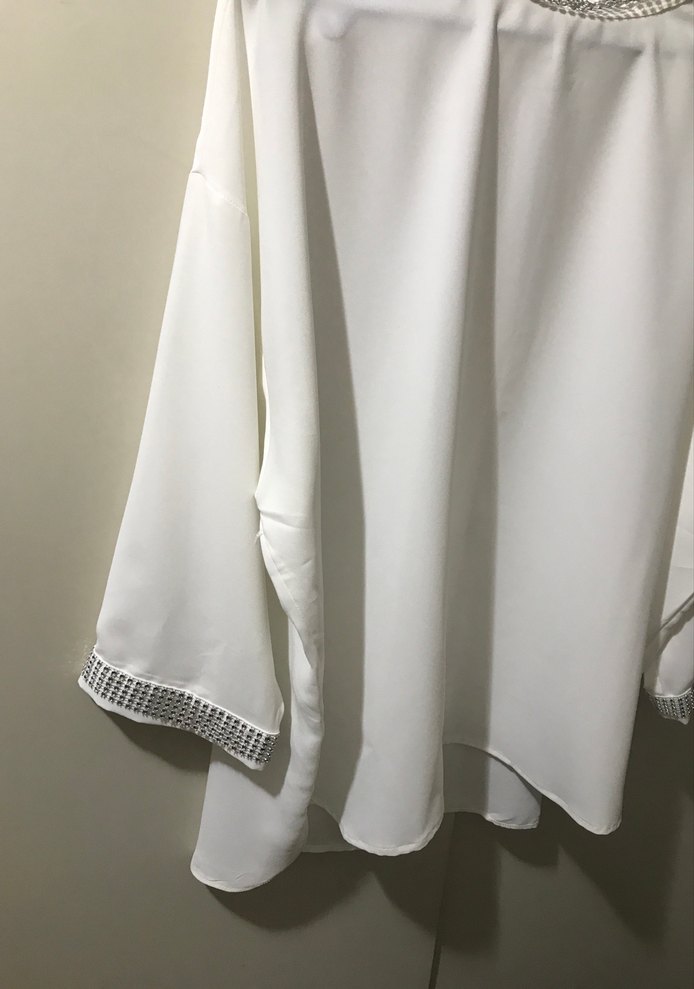 Beyaz Uzun Kollu Salaş Bluz - Görsel 2