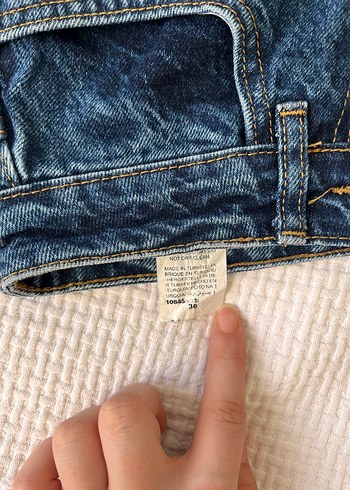 36 Beden mavi Renk Kadın Koyu Mavi Düğmeli Mini Denim Şort