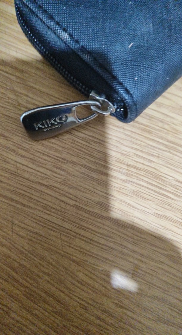 KIKO Siyah Makyaj Fırçası Kılıfı - Görsel 4