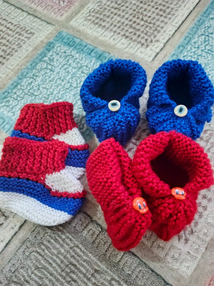 Renkli Erkek Bebek Örgü Patik - Görsel 2