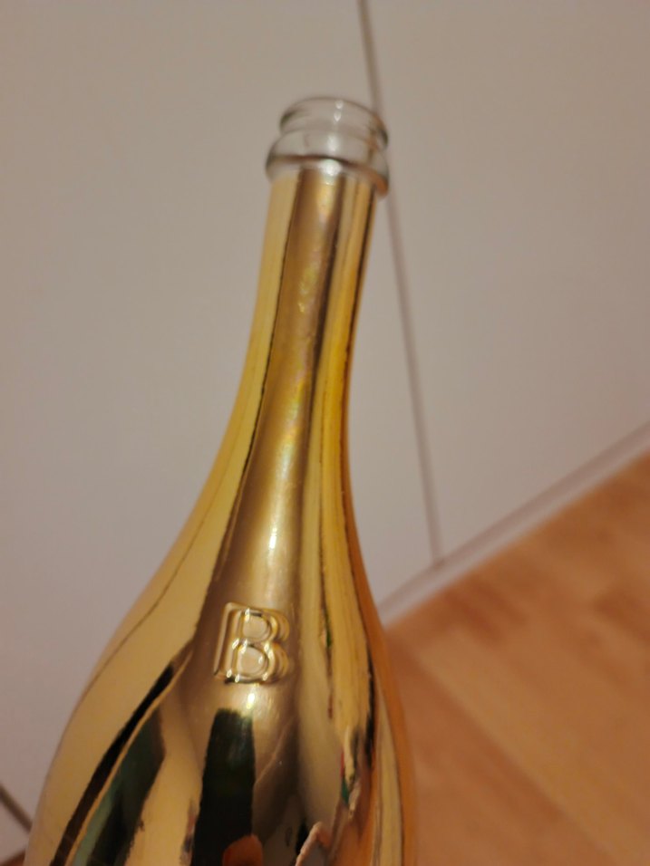 Parlak Altın Renkli Vazo - Görsel 3