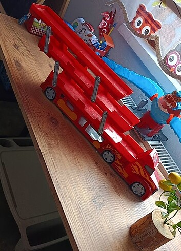 Hot Wheels Hot Wheels otopark araç