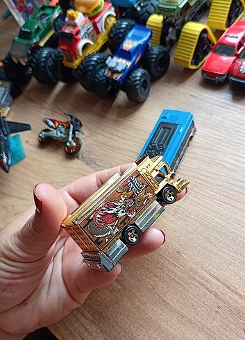  Hot Wheels Araçlar