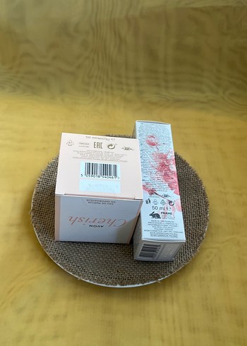 Avon Cherish ve Célèbre Kadın Parfüm Seti - Görsel 2