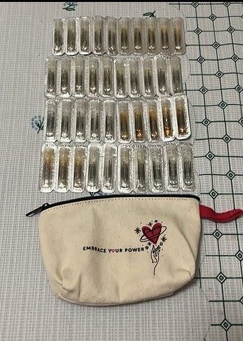 40 ADET AVON PARFÜM NUMUNE