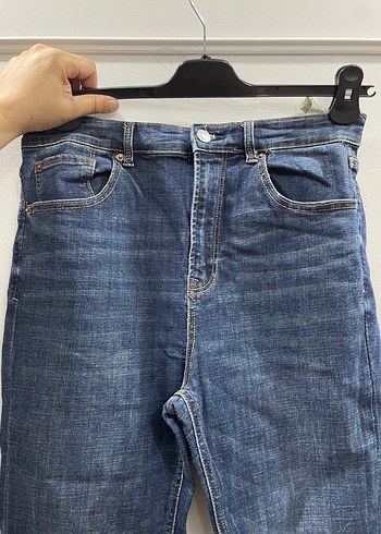 42 Beden Stradivarius kadın kot pantolon