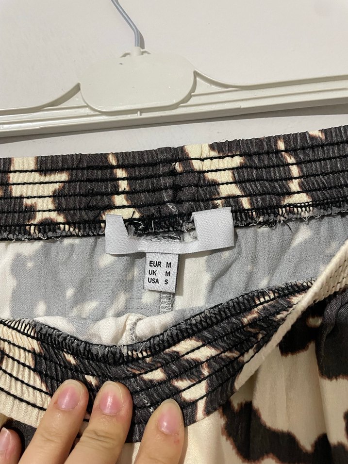 Kadın Kahverengi Batik Mini Şort - Görsel 2