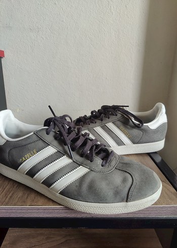Gri Süet Adidas Gazelle Spor Ayakkabı